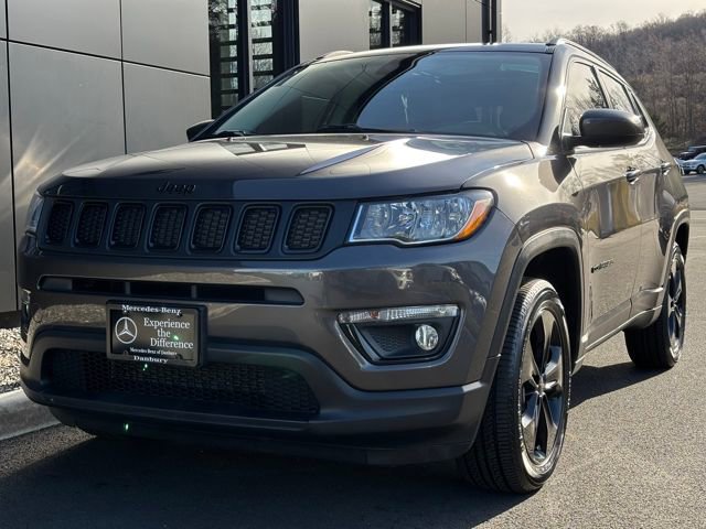 Used 2020 Jeep Compass Latitude image 2