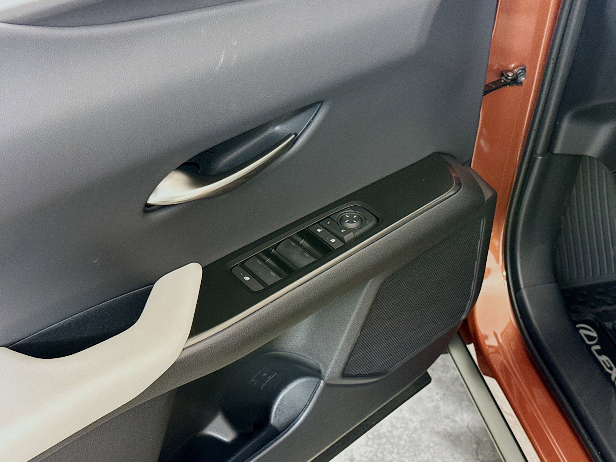 New 2026 Lexus UX 300h AWD w/ Accessory Package (2T) image 19