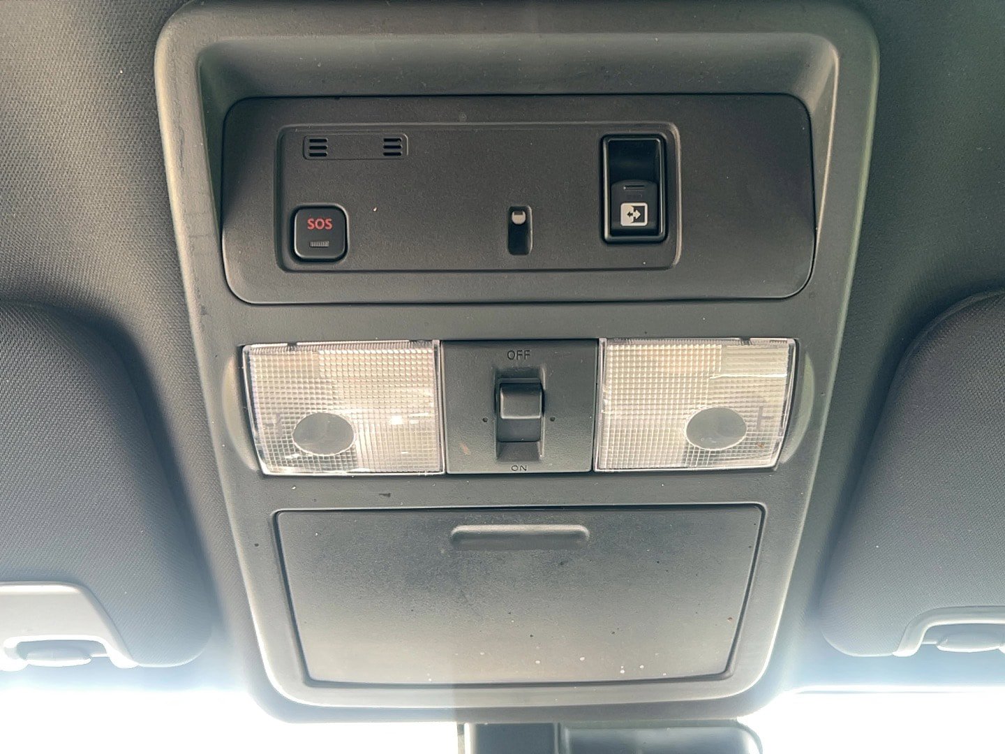 Used 2021 Nissan Titan PRO-4X w/ Pro-4x Utility Package AWD/4WD image 22