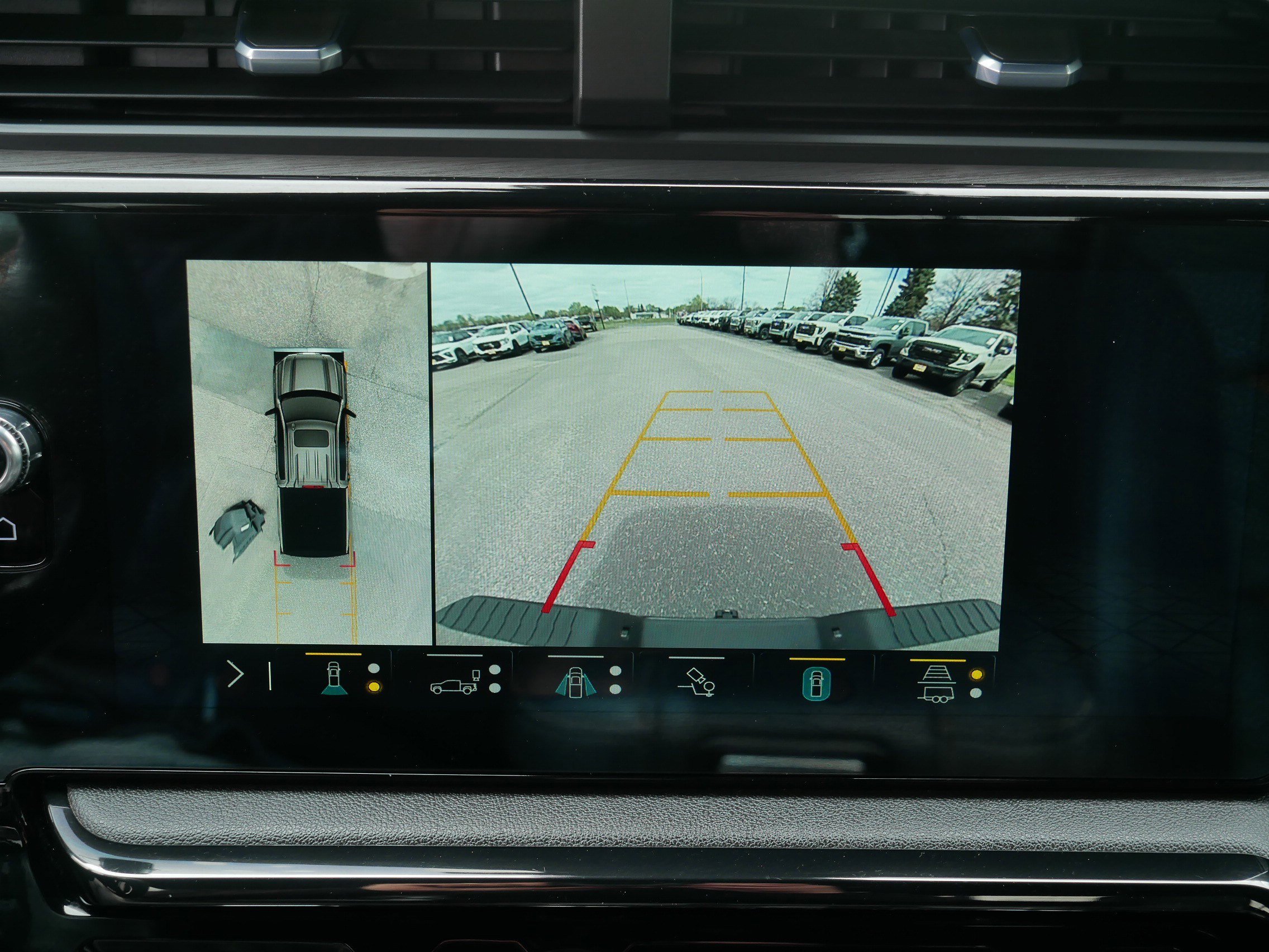 Used 2023 GMC Sierra 1500 AT4 w/ AT4 Preferred Package AWD/4WD image 27