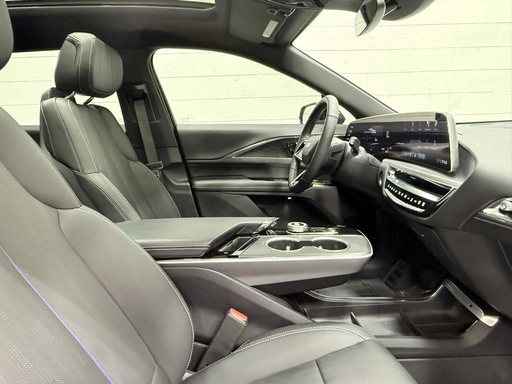 Used 2024 Cadillac Lyriq Sport w/ LPO, Floor Liner Package image 33