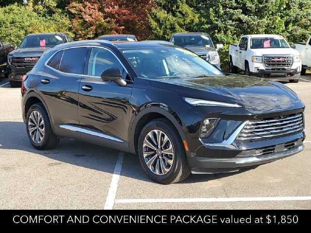 Certified 2024 Buick Envision Preferred AWD/4WD image 3