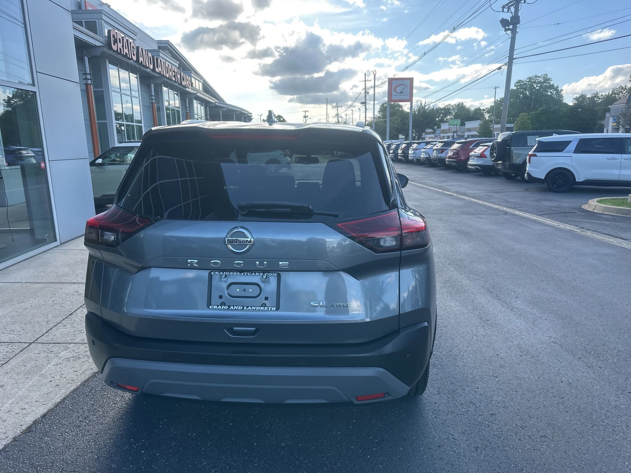 Used 2021 Nissan Rogue SL AWD/4WD image 4