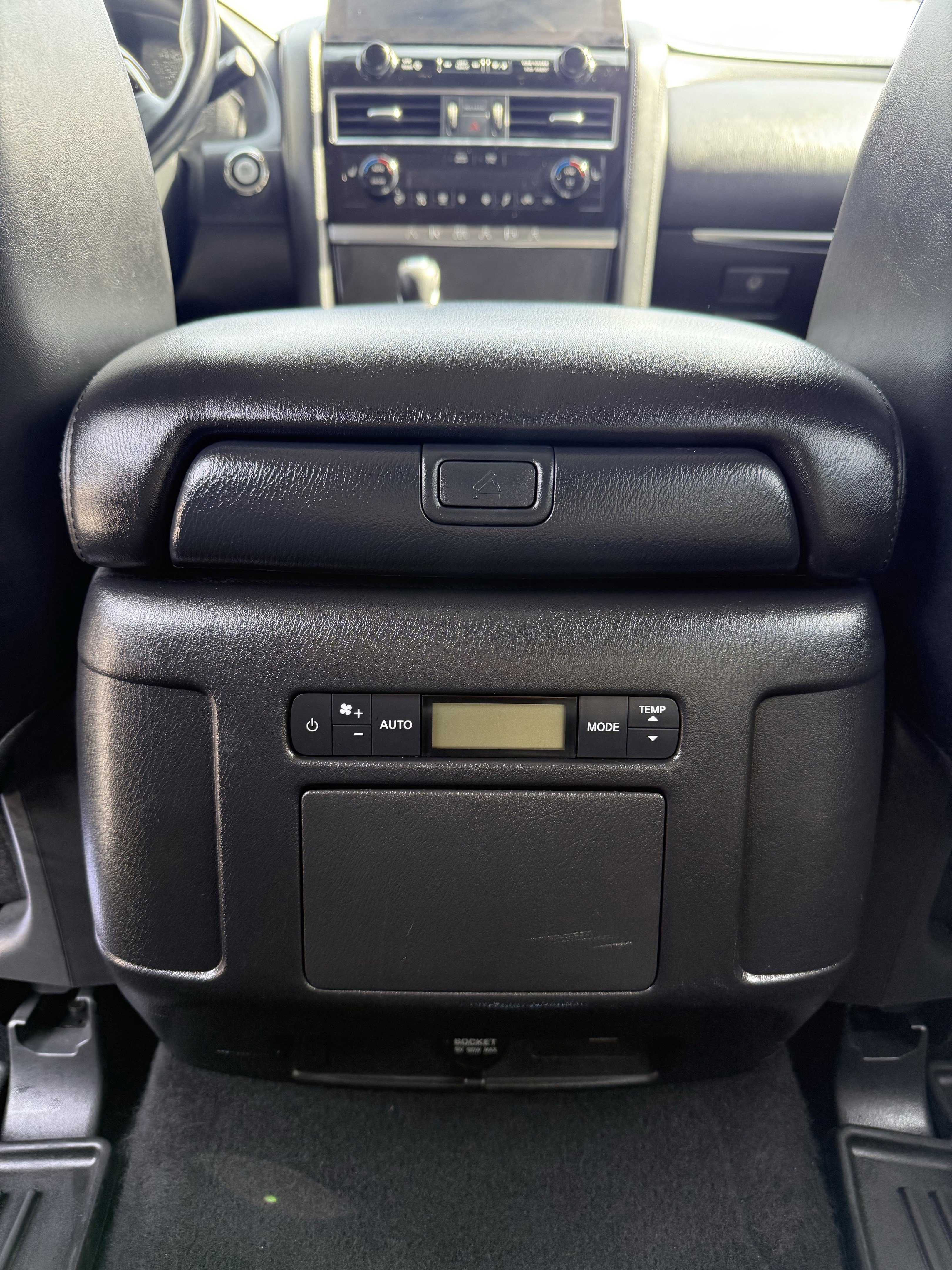 Used 2023 Nissan Armada SV w/ Cargo Package image 15