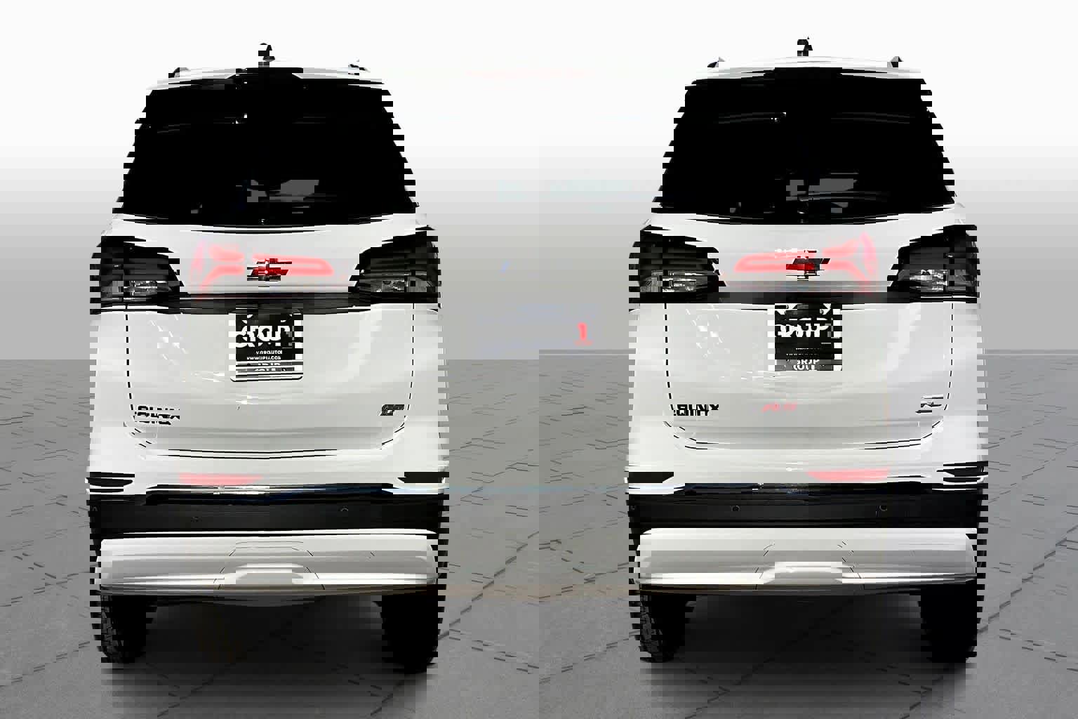 Used 2023 Chevrolet Equinox RS image 4