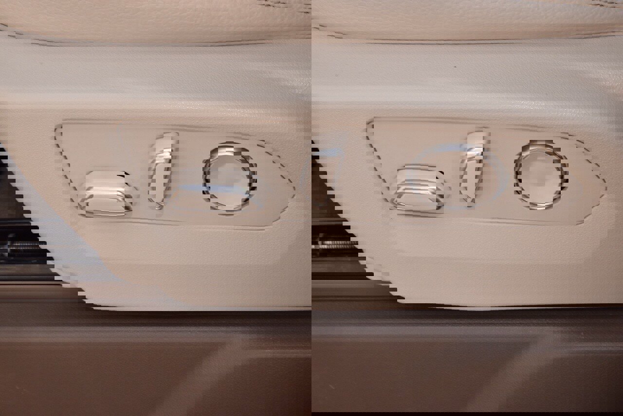 Used 2024 GMC Yukon Denali image 38