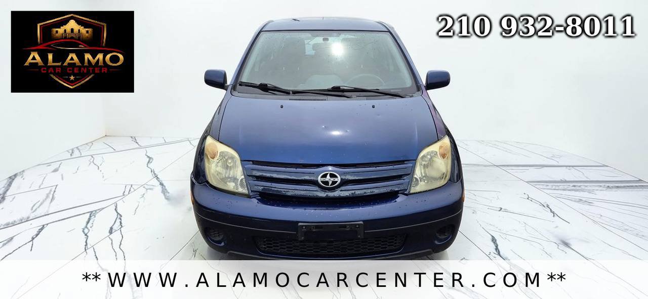 Used 2005 Scion xA FWD image 8