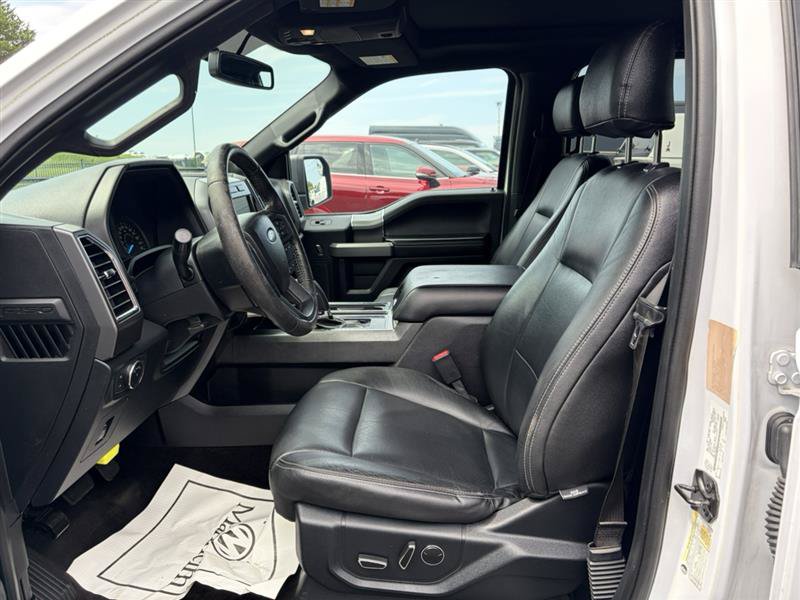 Used 2016 Ford F150 XLT w/ Equipment Group 302A Luxury AWD/4WD image 8