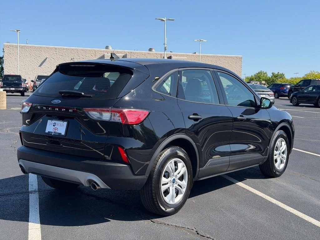 Used 2022 Ford Escape S FWD image 9