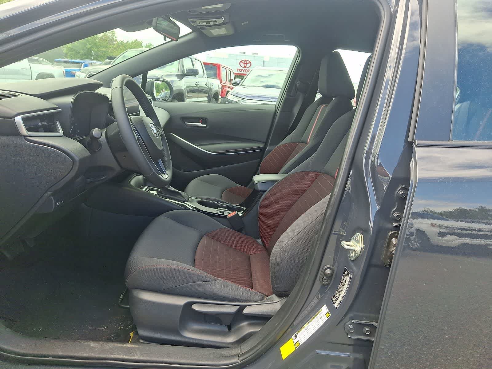 Certified 2023 Toyota Corolla SE w/ Carpet Mat Package (TMS) FWD image 17