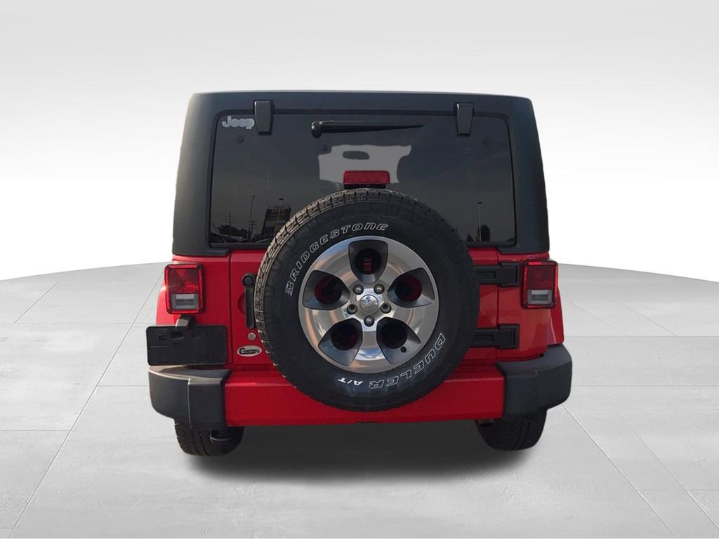 Used 2018 Jeep Wrangler Unlimited Sahara w/ Connectivity Group AWD/4WD image 37