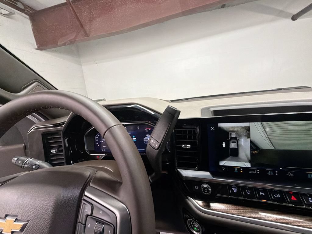 Used 2026 Chevrolet Silverado 2500 LT w/ Safety Package AWD/4WD image 16