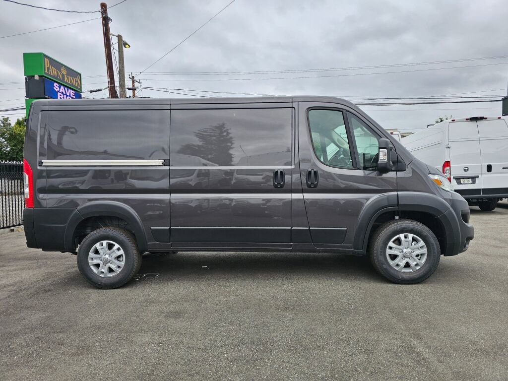 New 2025 RAM ProMaster 2500 w/ Quick Order Package 22G SLT image 9