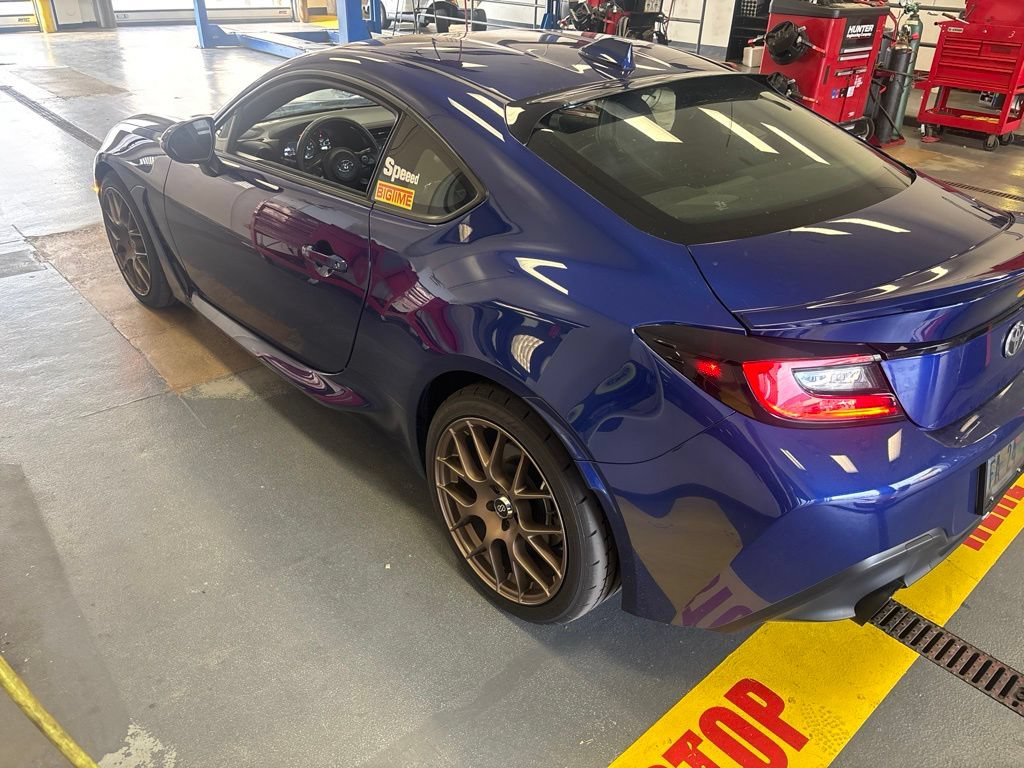 Used 2024 Toyota GR86 Premium RWD image 5