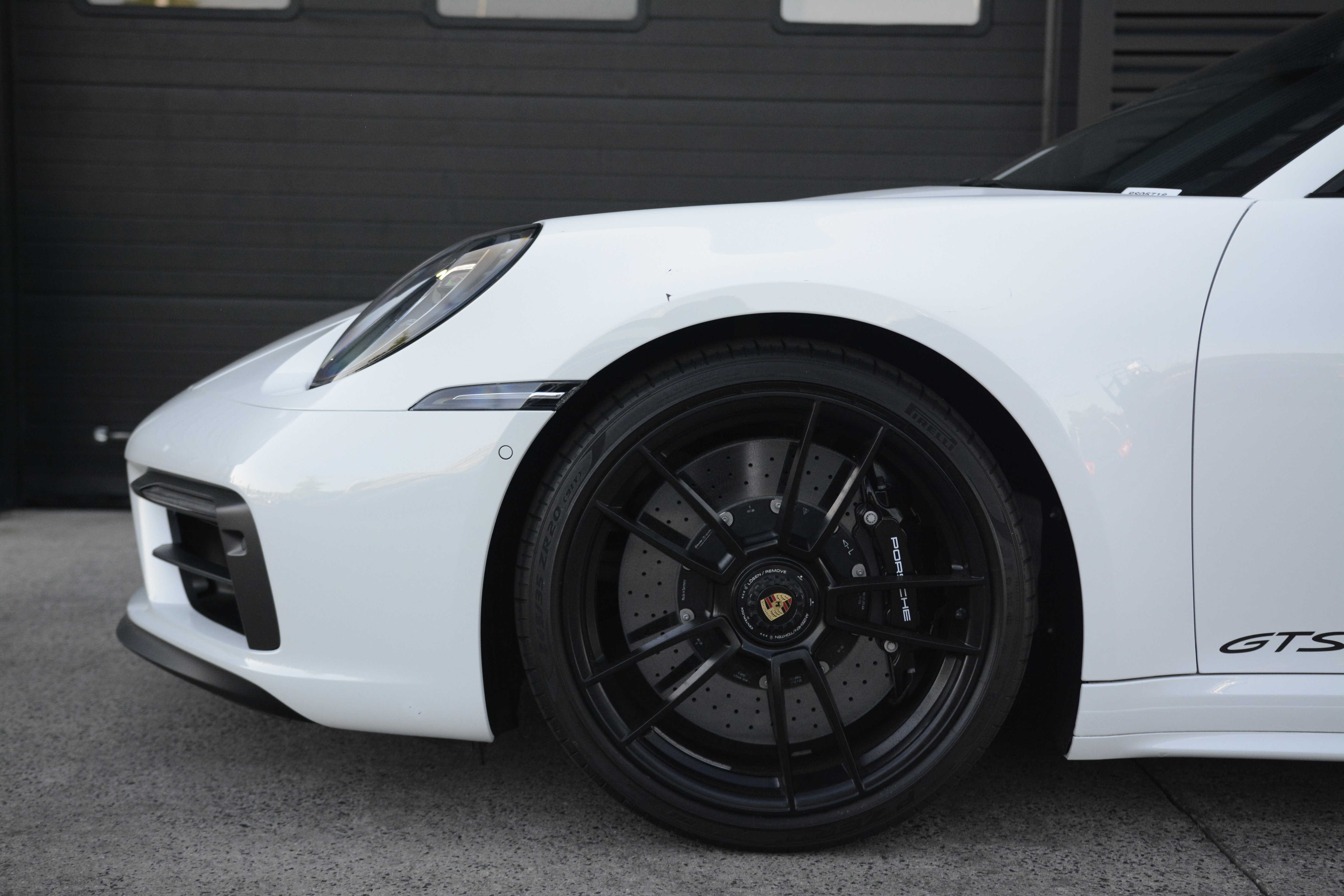 Certified 2022 Porsche 911 Targa 4 GTS AWD/4WD image 34