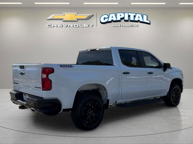 Used 2024 Chevrolet Silverado 1500 Custom Trail Boss w/ LPO, Dark Essentials Package image 7