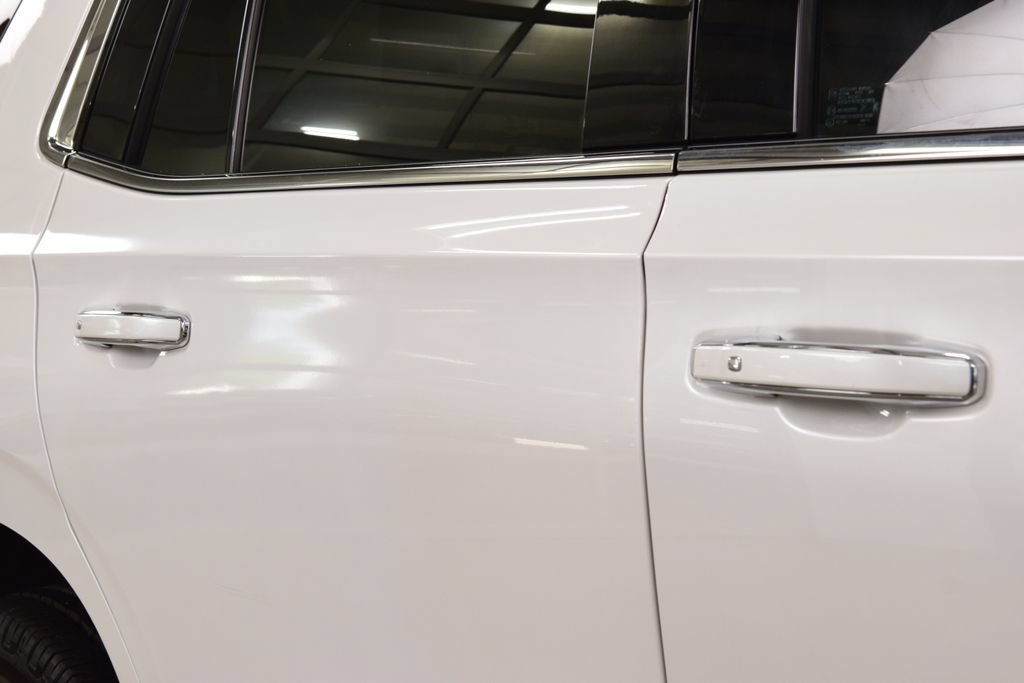 Used 2023 Chevrolet Tahoe High Country AWD/4WD image 18