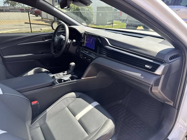 Used 2026 Toyota Camry SE w/ Convenience Package FWD image 27