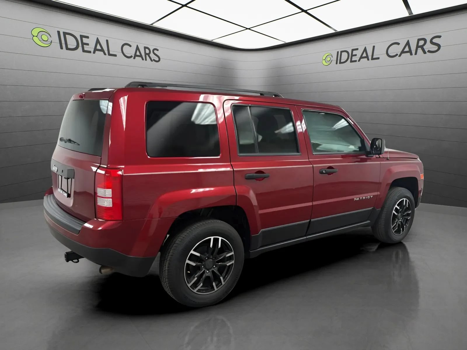 Used 2016 Jeep Patriot Sport FWD image 5