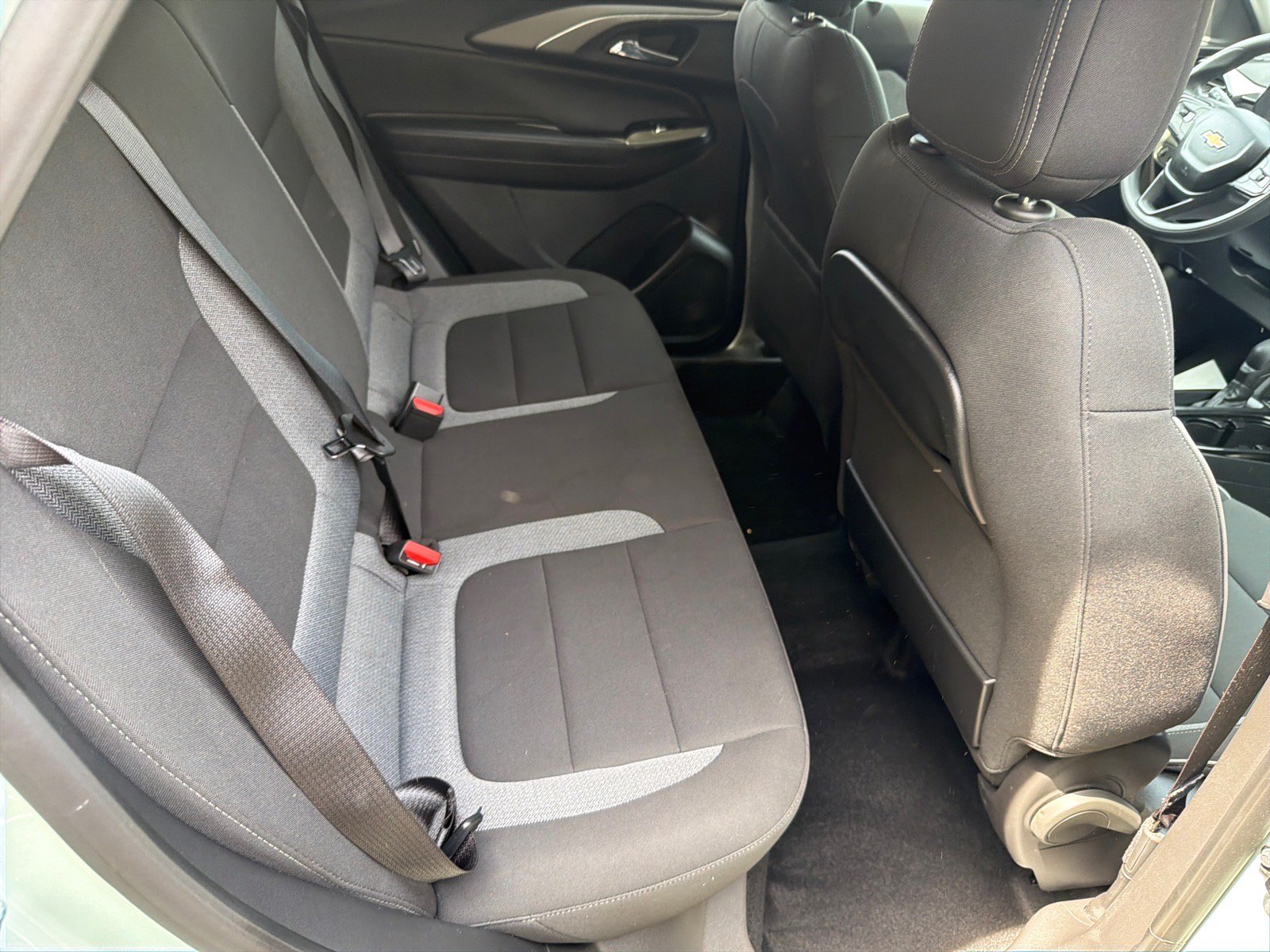 Used 2025 Chevrolet TrailBlazer LT AWD/4WD image 18
