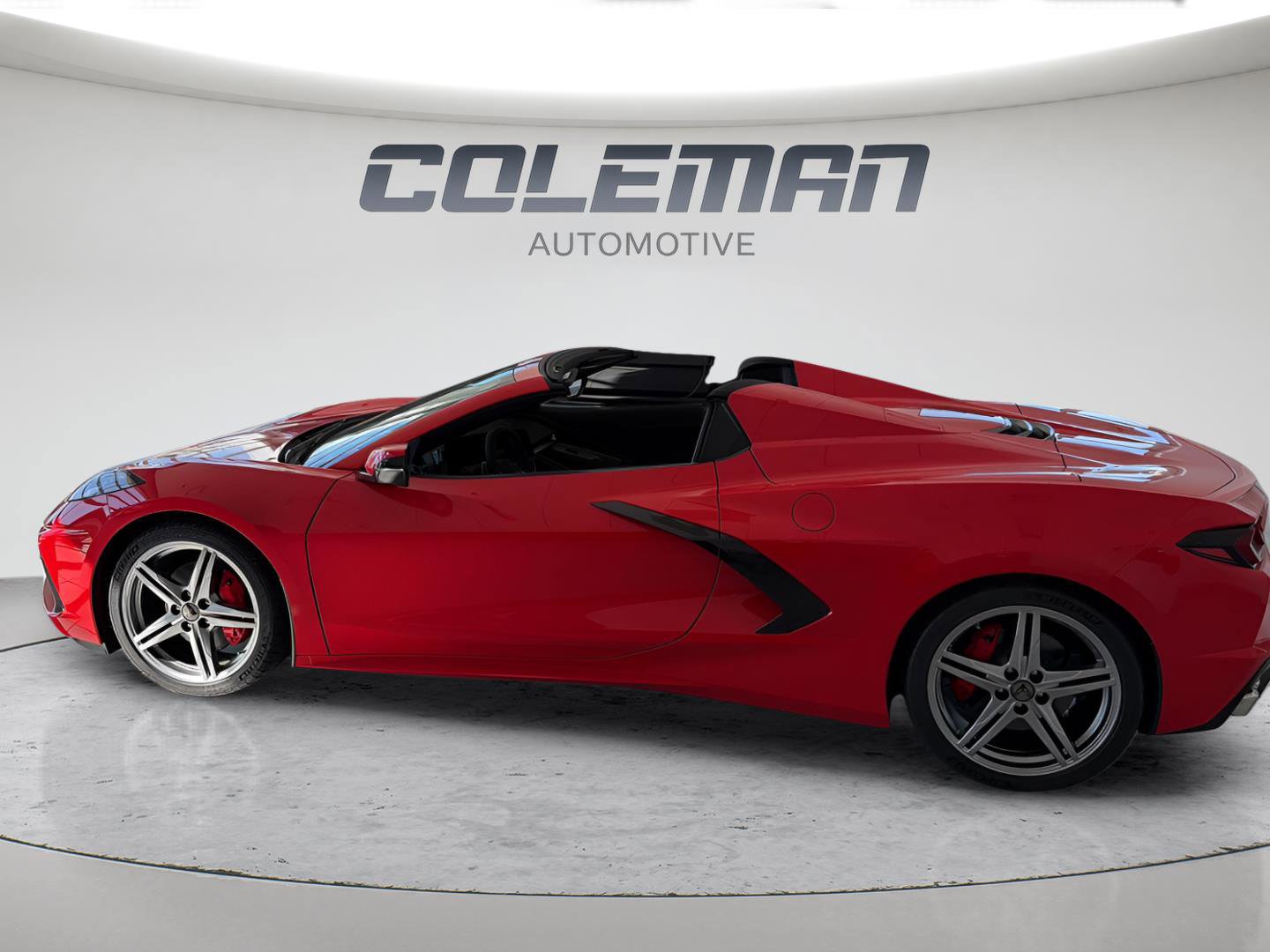 Used 2026 Chevrolet Corvette Stingray Convertible w/ 1LT image 2