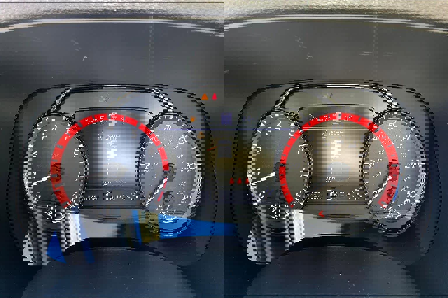 Used 2023 Nissan Frontier PRO-4X w/ Technology Package image 24