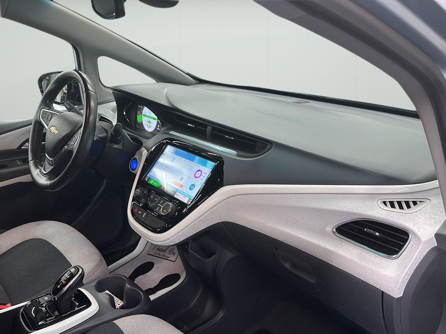 Used 2017 Chevrolet Bolt LT FWD image 19