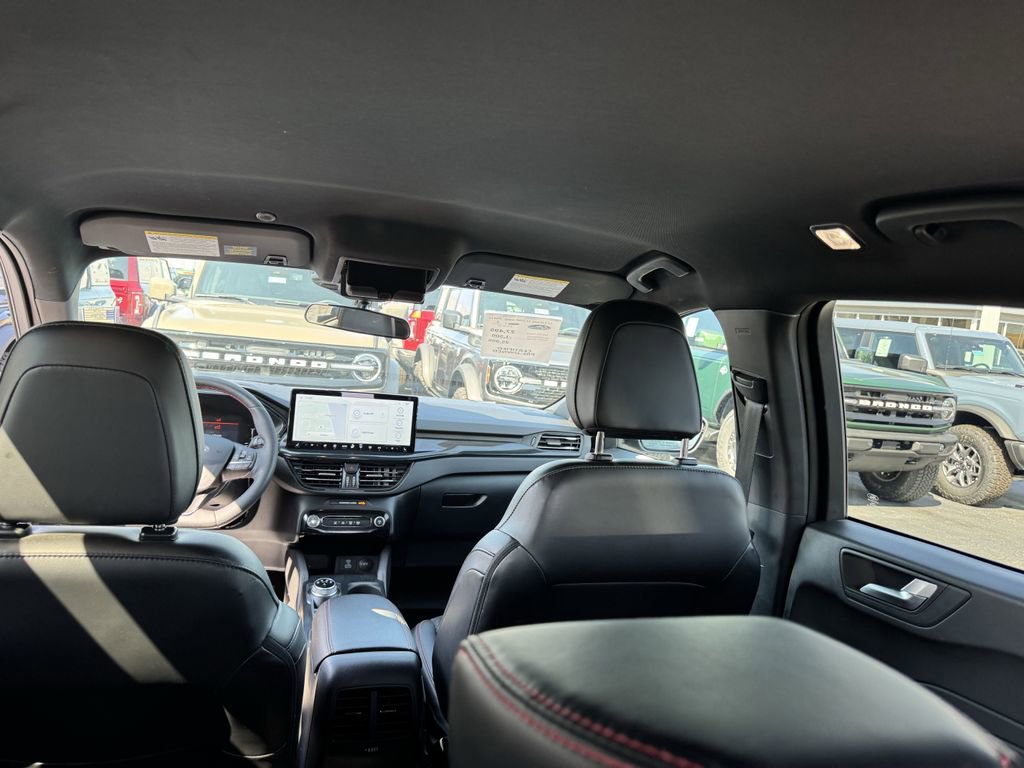 Certified 2023 Ford Escape ST-Line w/ Tech Pack #1 image 7