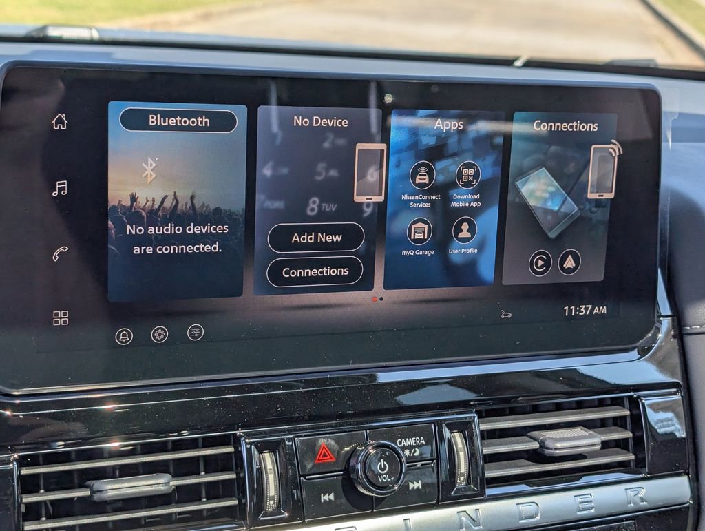 New 2026 Nissan Pathfinder SL image 24