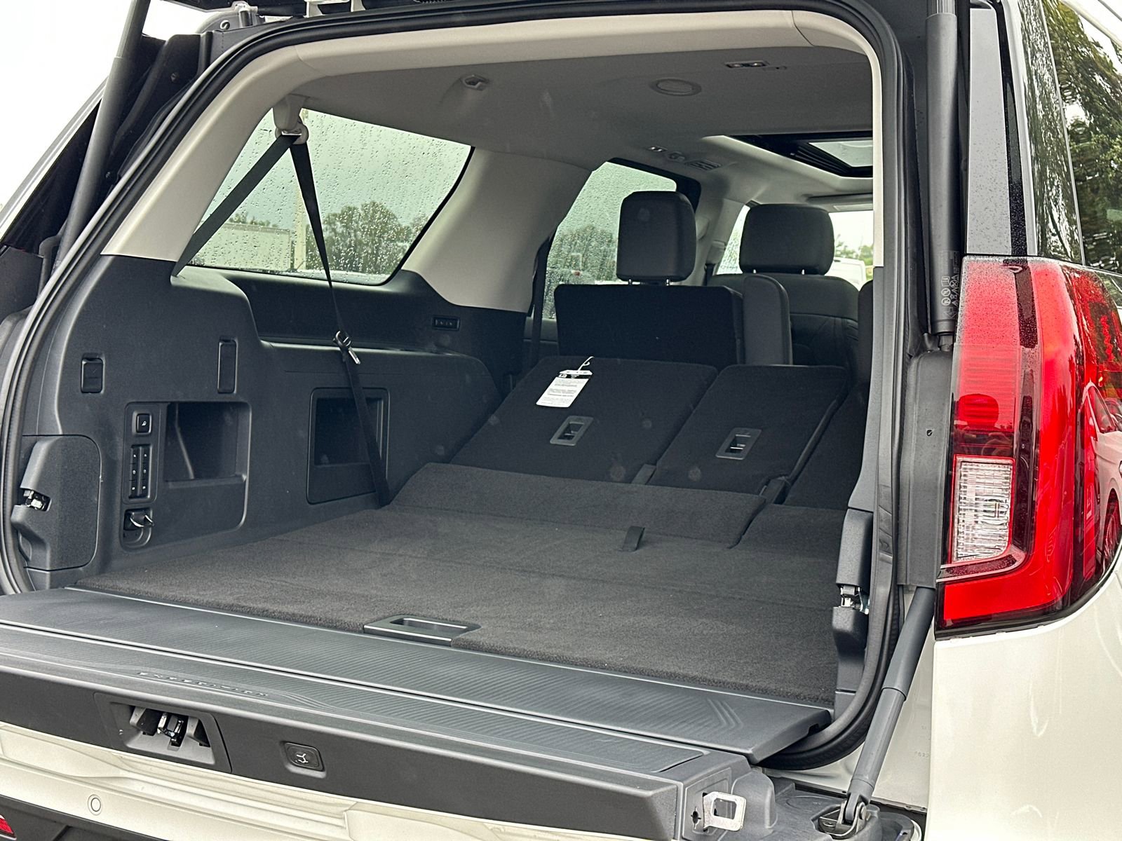New 2025 Ford Expedition Max Active AWD/4WD image 10