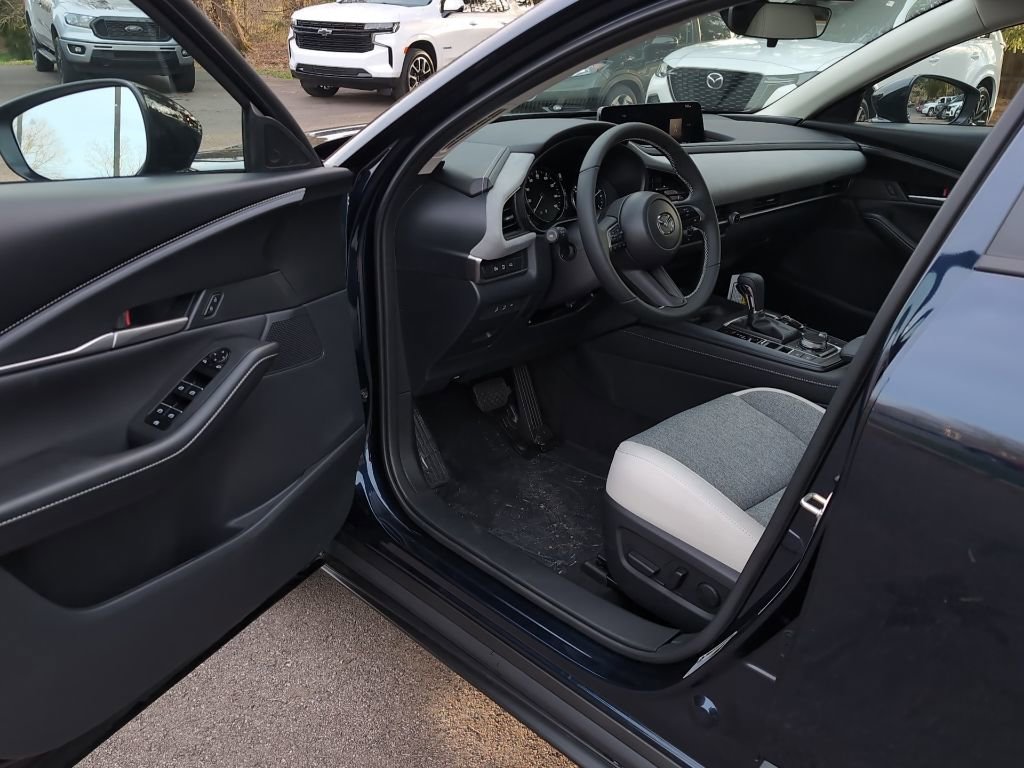 New 2026 MAZDA CX-30 Aire Edition image 11
