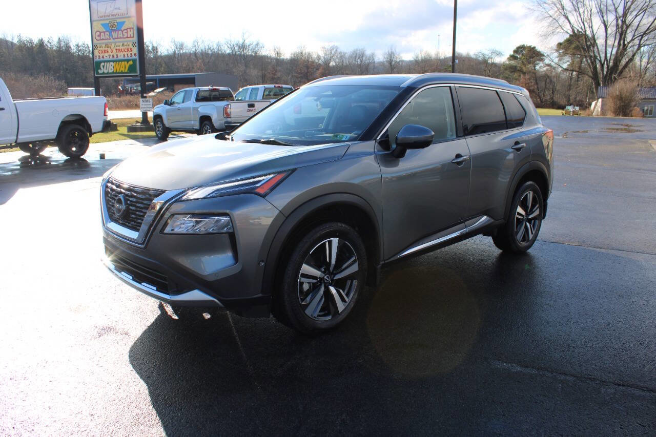 Used 2023 Nissan Rogue Platinum w/ Platinum Premium Package