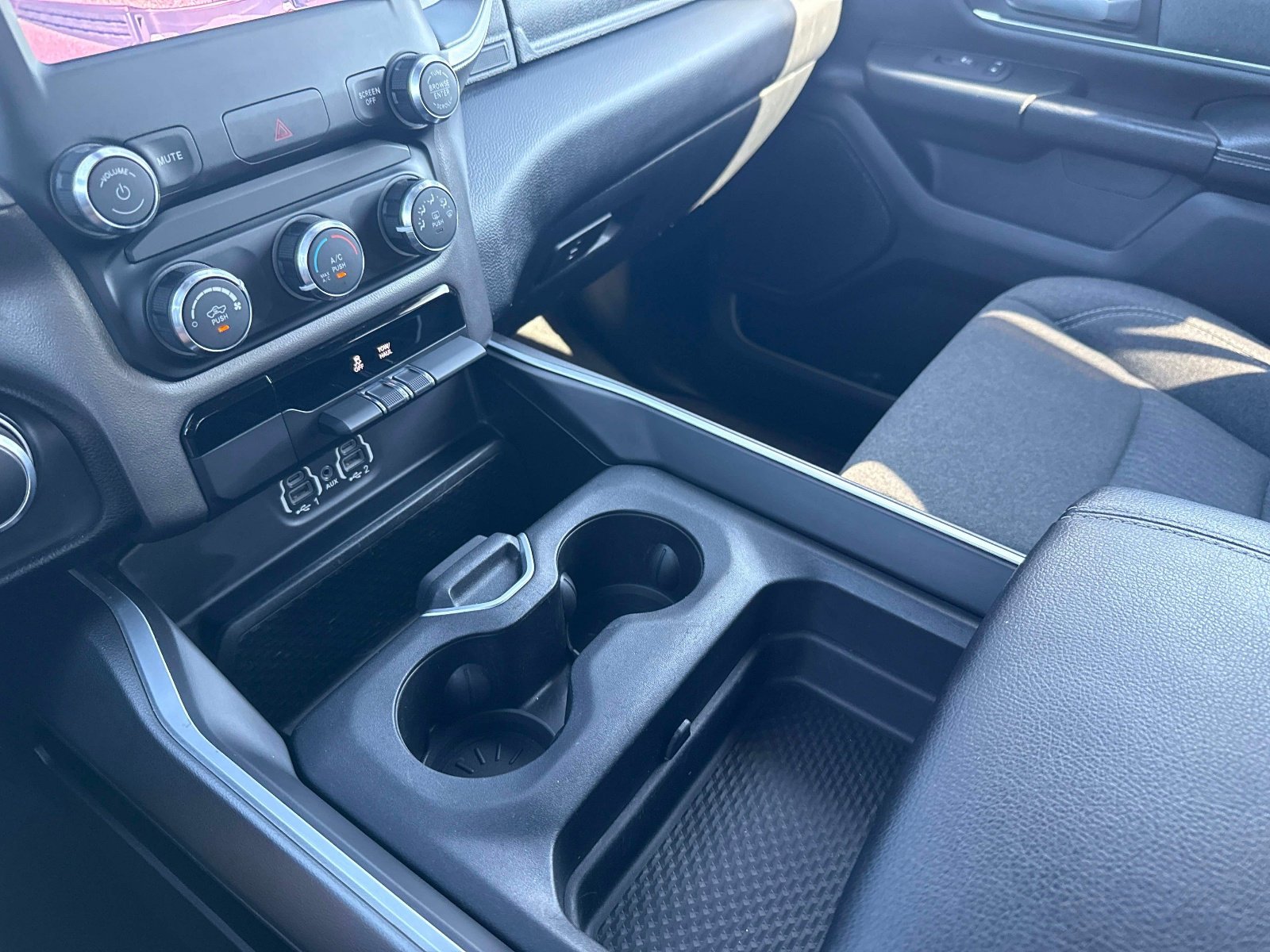 Used 2020 RAM 1500 Big Horn image 24