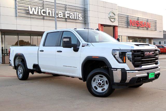 Used 2025 GMC Sierra 2500 Pro w/ 1SA Pro Safety Plus Package AWD/4WD image 1