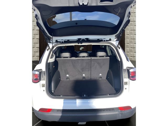 Certified 2022 Jeep Compass Latitude w/ Convenience Group image 20