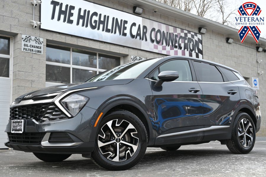 Used 2023 Kia Sportage EX image 1