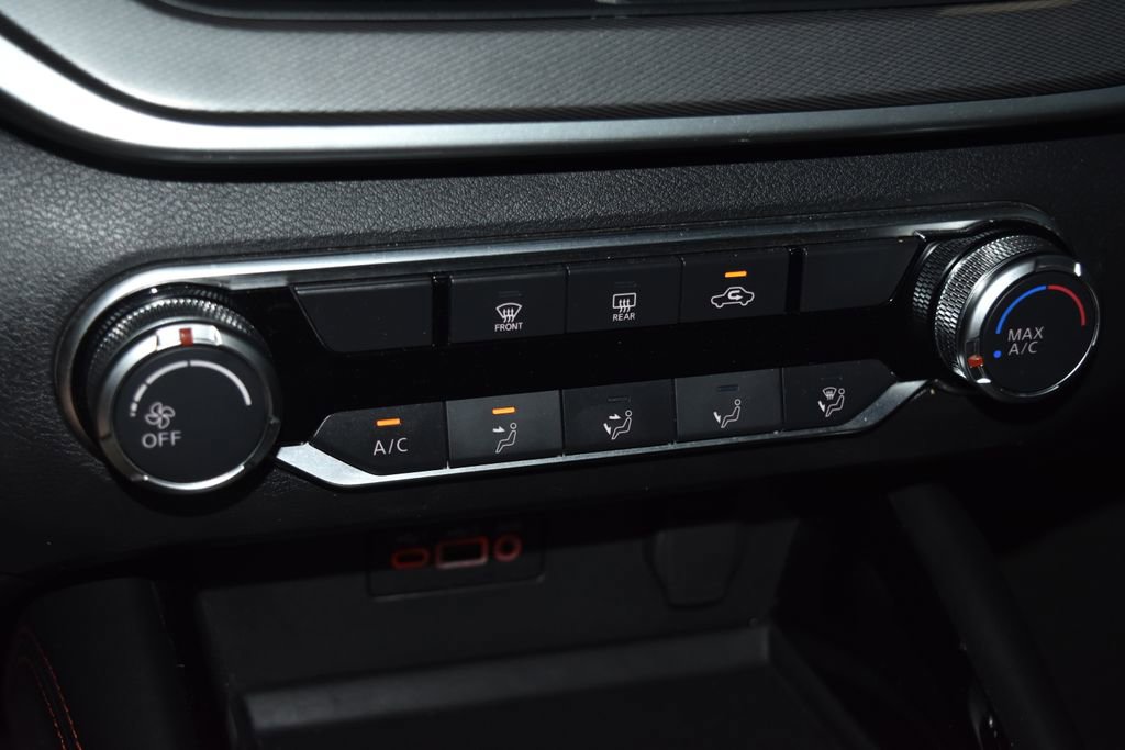 Used 2023 Nissan Altima 2.5 SR image 12