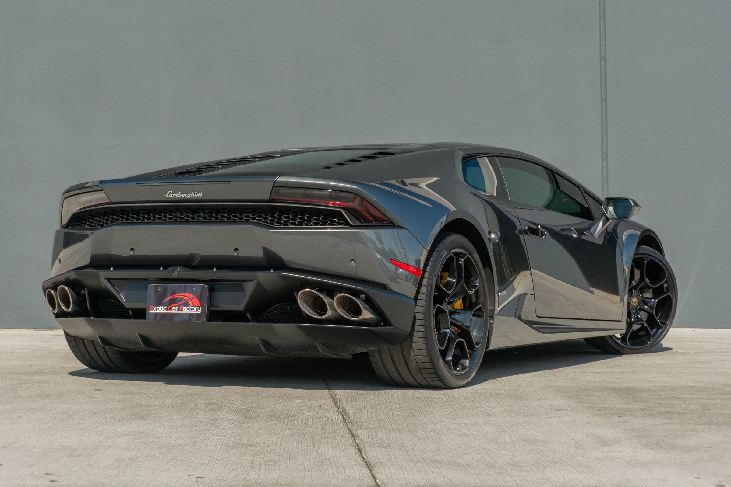 Used 2016 Lamborghini Huracan LP 610-4 image 9
