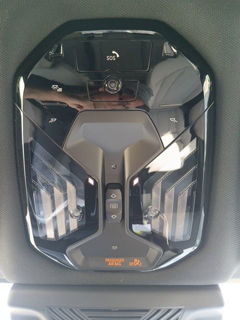 New 2025 BMW X3 xDrive30i w/ Premium Package image 27