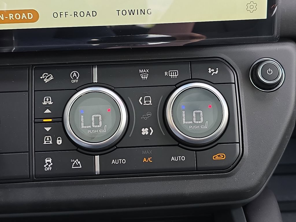 New 2026 Land Rover Defender 110 S AWD/4WD image 23