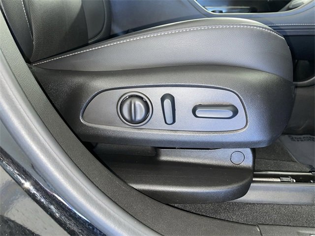 Certified 2023 GMC Acadia SLT w/ Elevation Edition image 22