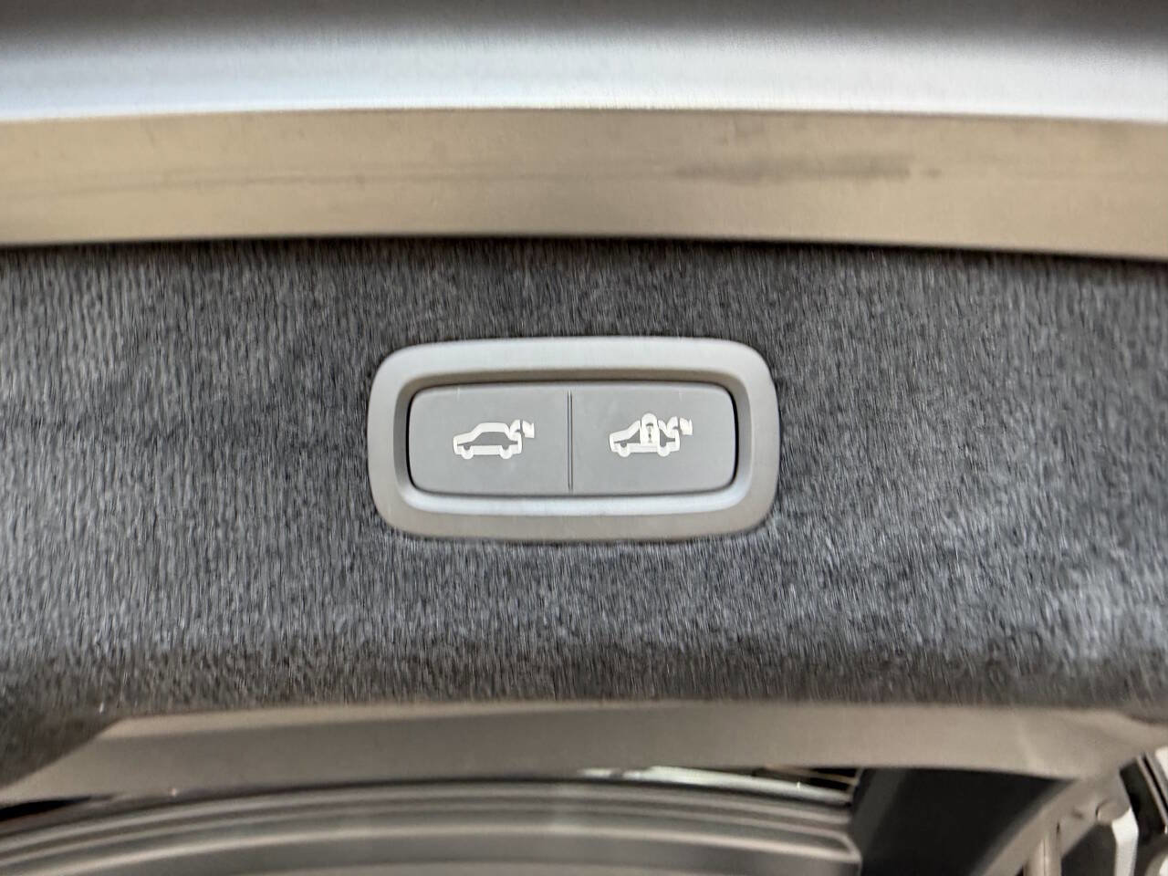 Used 2025 Polestar Polestar 3 image 32