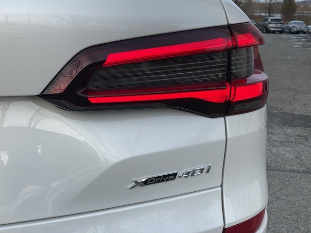 Used 2023 BMW X5 xDrive40i w/ M Sport Package image 24