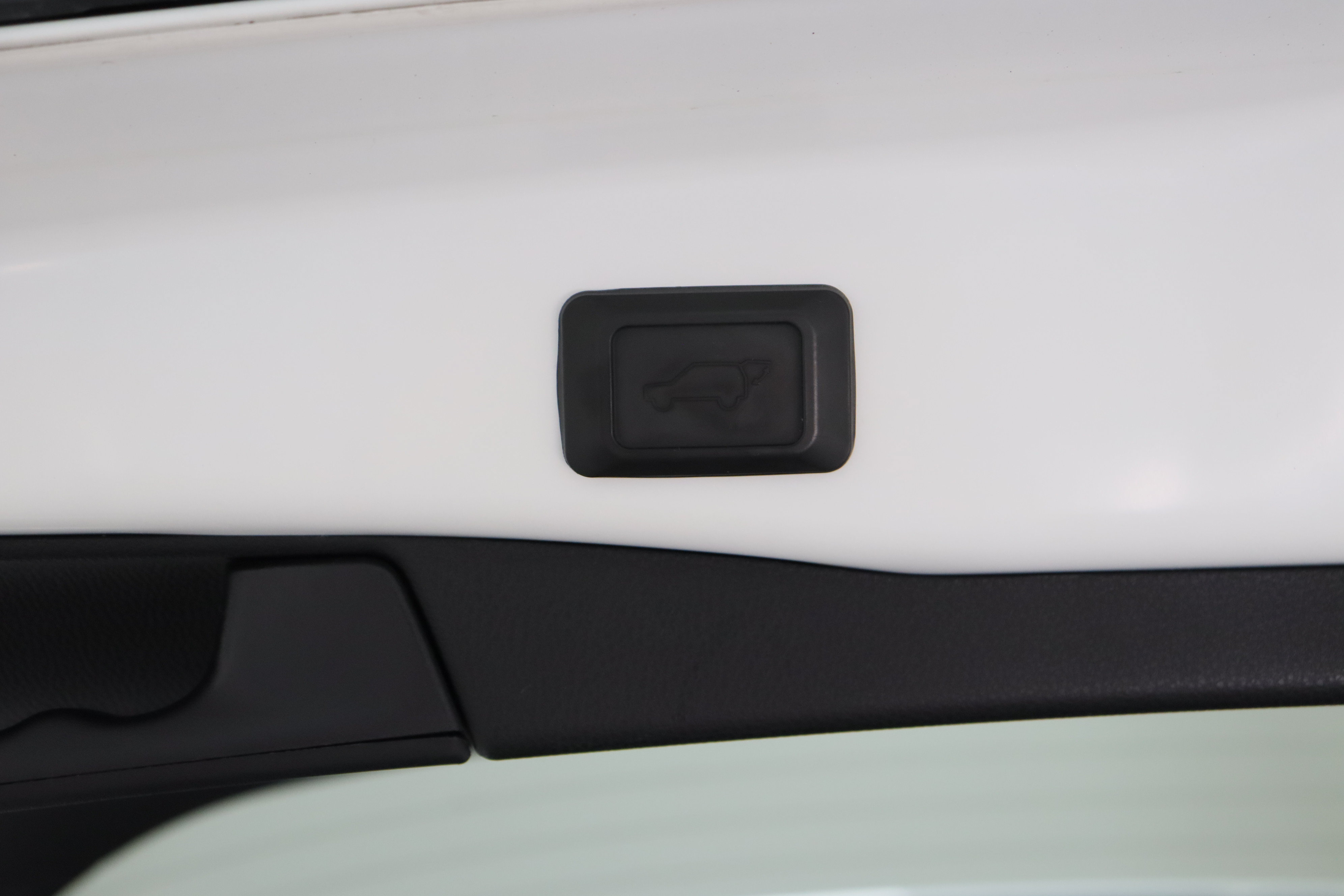 Certified 2025 Toyota RAV4 XLE Premium w/ Weather Package AWD/4WD image 34