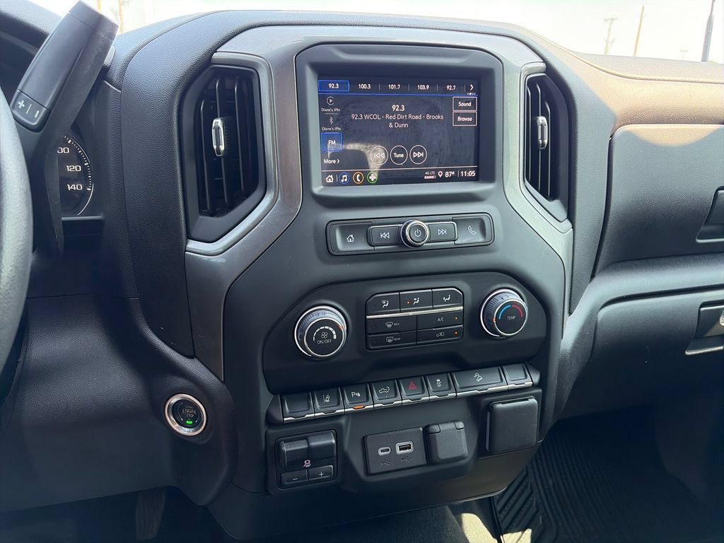 Used 2025 Chevrolet Silverado 2500 Custom w/ Custom Value Package AWD/4WD image 19
