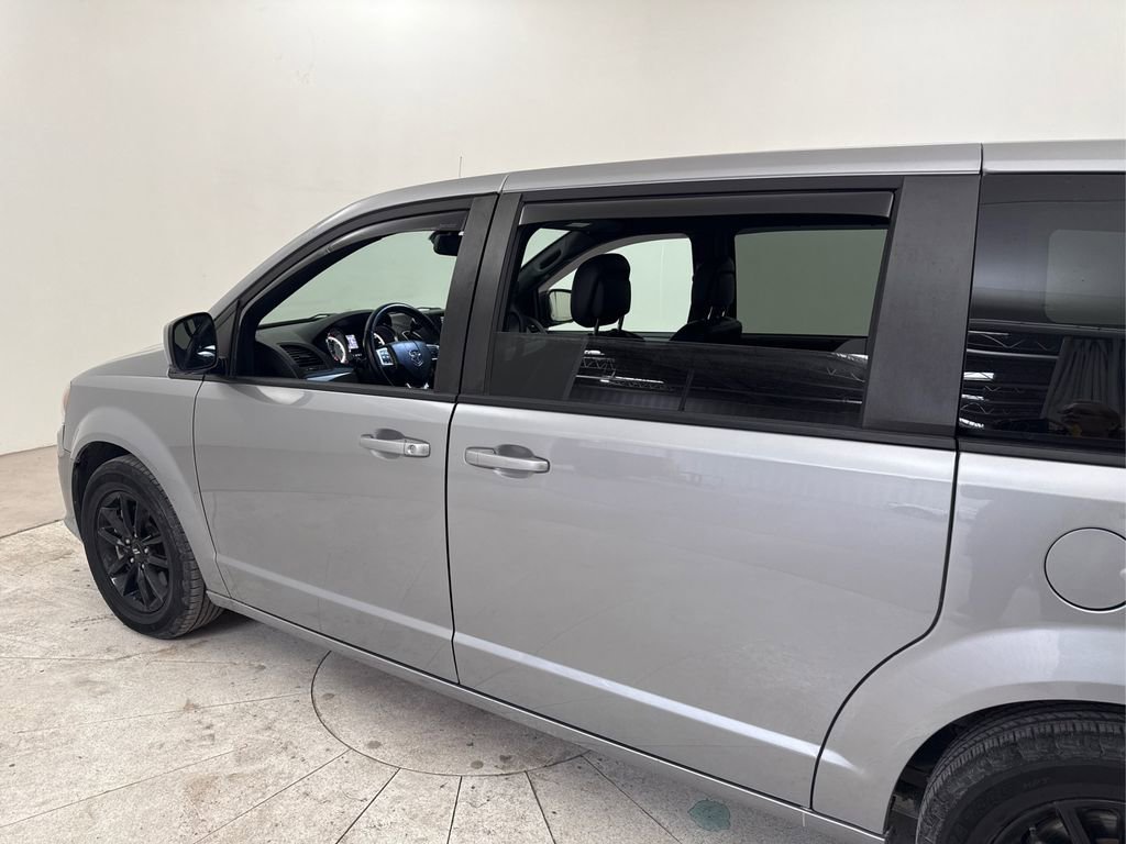Used 2019 Dodge Grand Caravan GT image 27