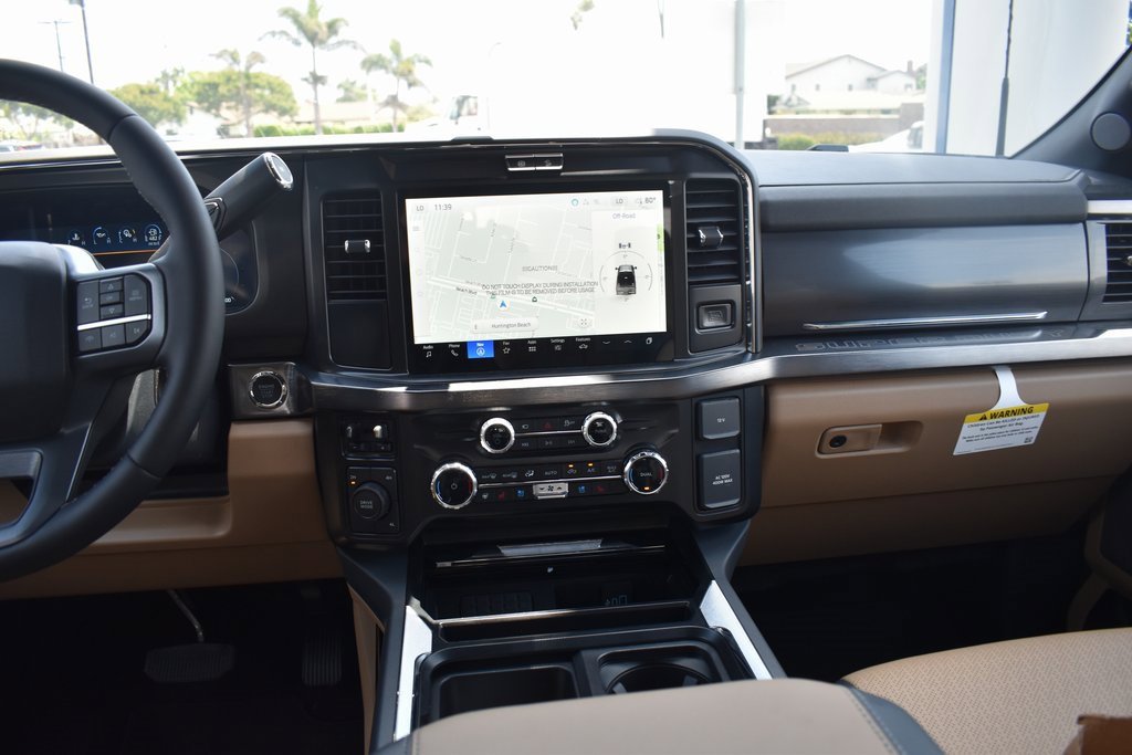 Used 2025 Ford F450 Lariat w/ FX4 Off-Road Package image 21