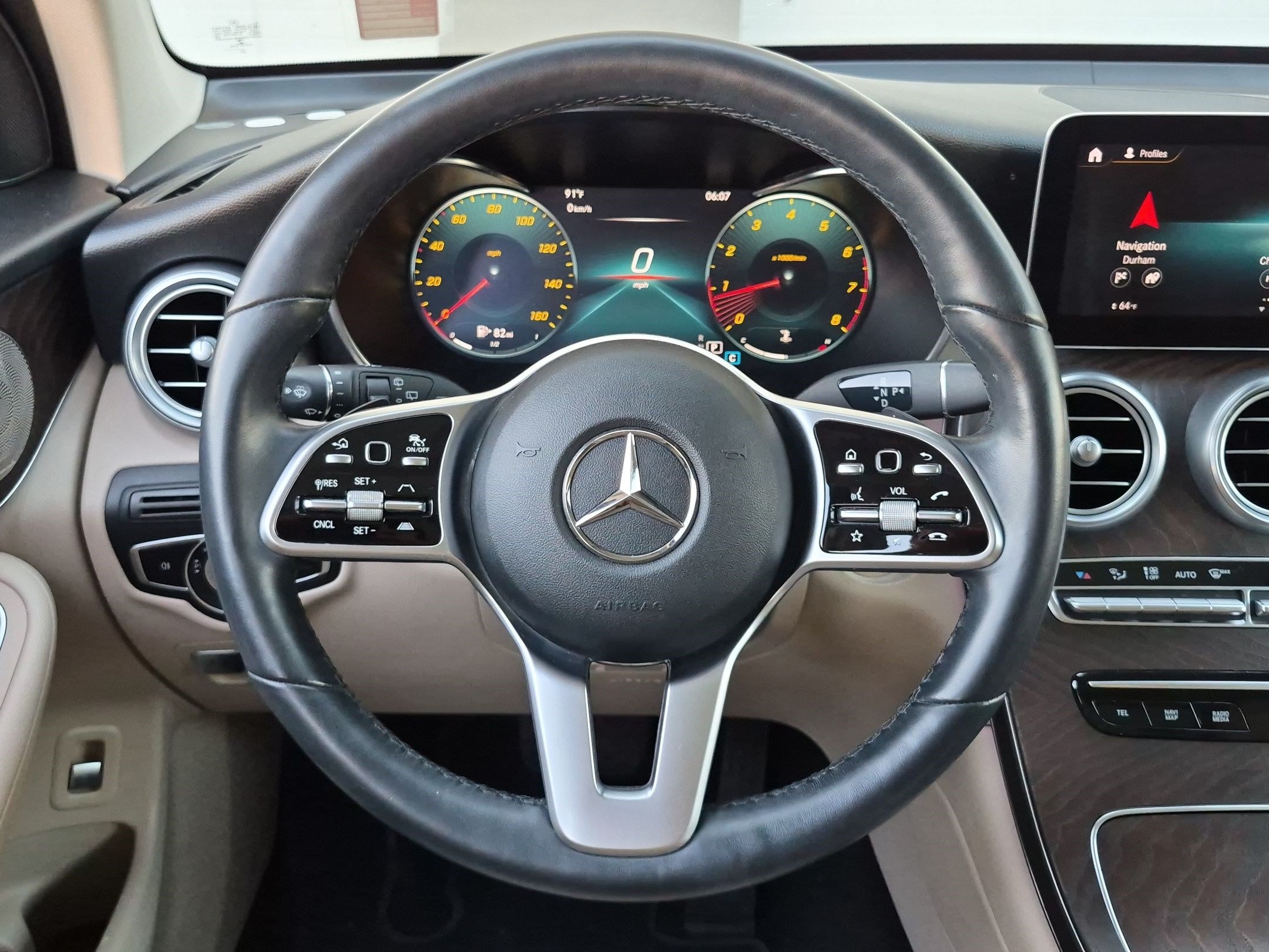 Used 2021 Mercedes-Benz GLC 300 4MATIC image 13