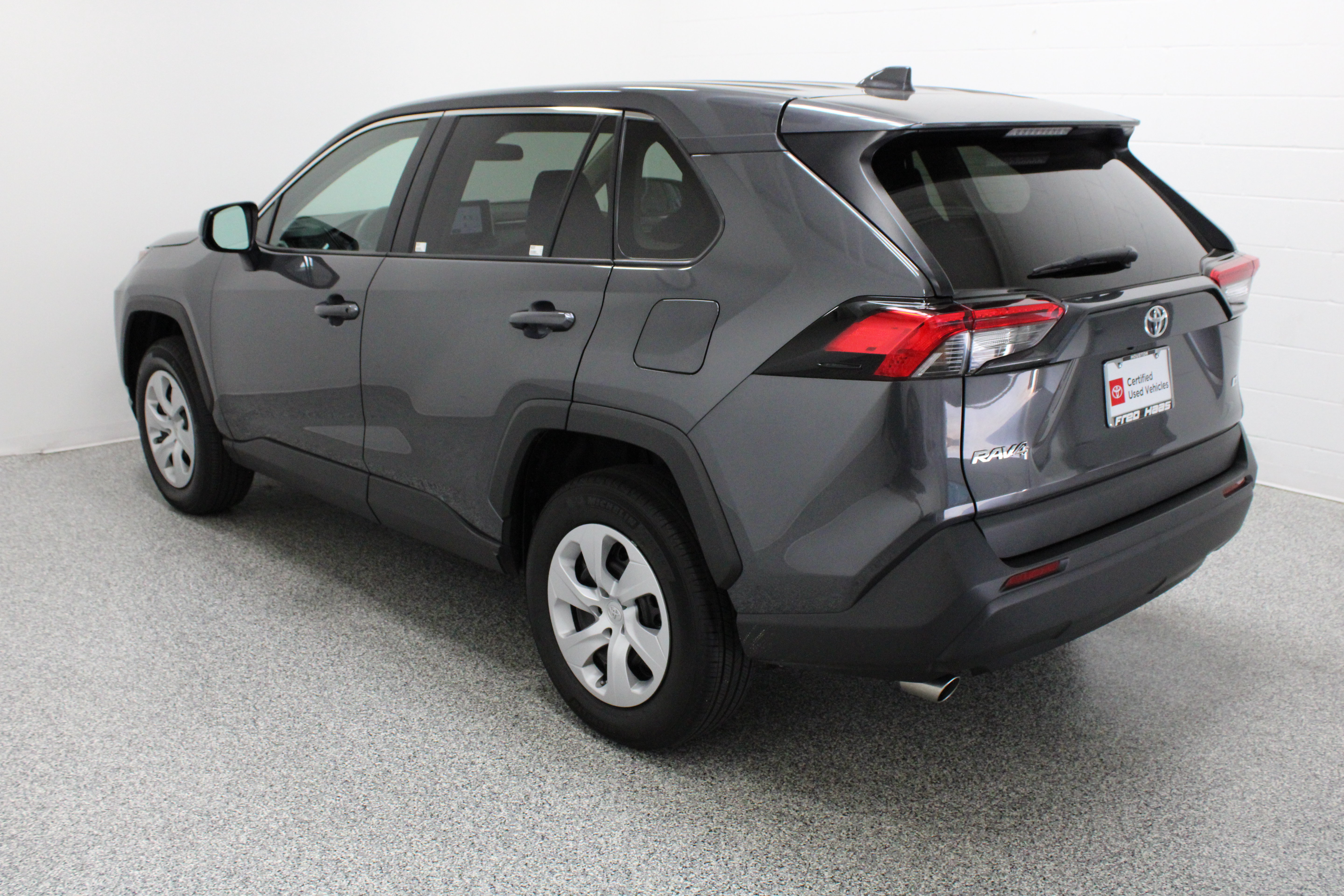 Certified 2024 Toyota RAV4 LE FWD image 9
