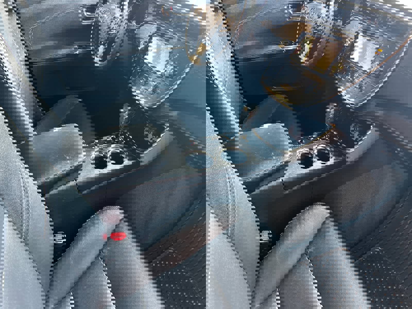 Used 2018 Toyota Avalon XLE image 15